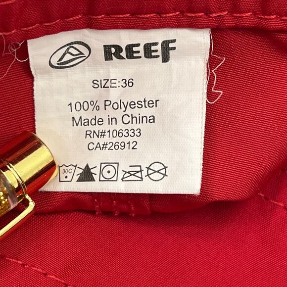 Reef Mens 36 Red Swim Board Surf Trunks Shorts Cargo Pocket Lightweight Beach - Picture 6 of 9